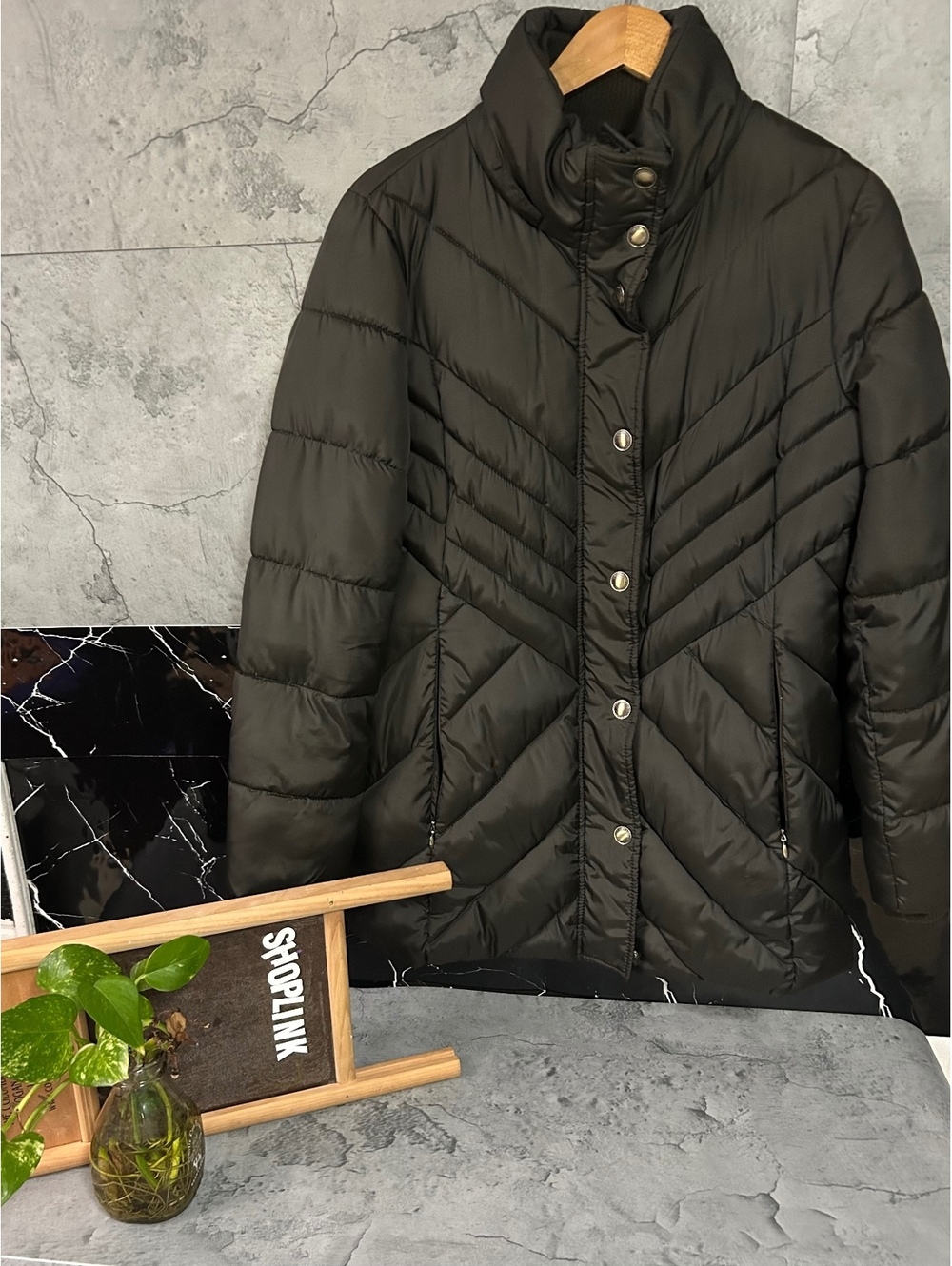 London Fog Women's Winter Down Puffer Coat -medium pre-loved